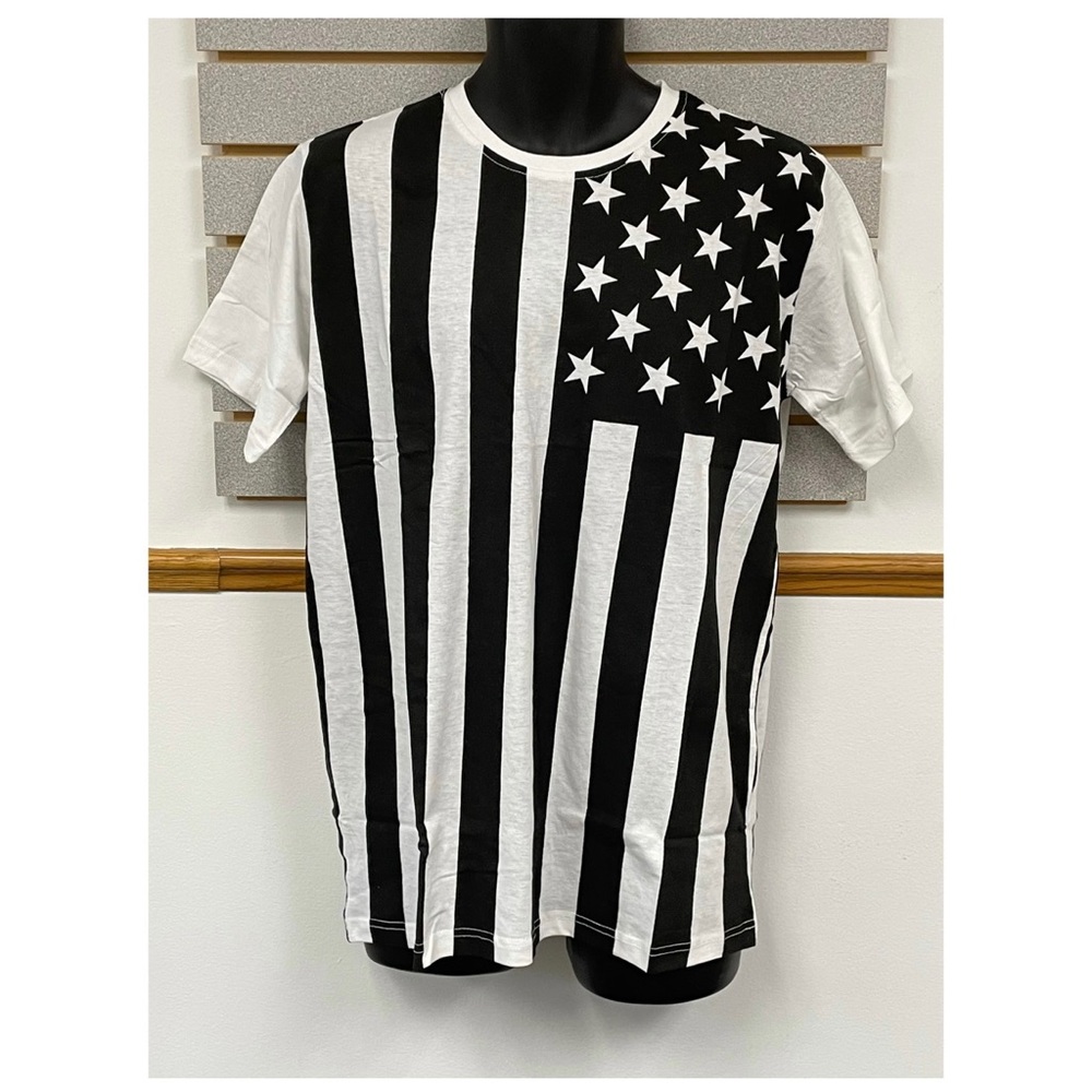 Men’s USA Flag T-Shirt in White & Black